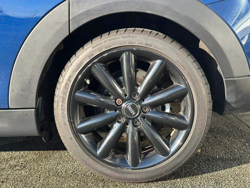 Mini Cooper mini 2.0 sd chili serious business pano | leder | navi | led | 