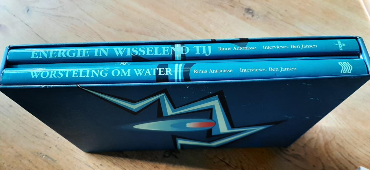 Energie-cassette 3 delen PZEM: Worsteling om Water, Energie, Nieuwe Koers