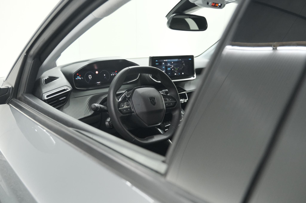 Peugeot 208 puretech 100 allure | 360 camera | apple carplay | dodehoekdete