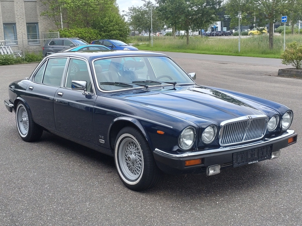 Jaguar Xj 12 serie iii
