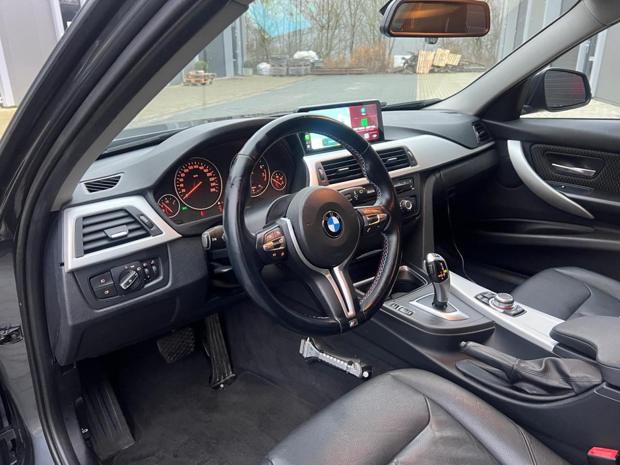 BMW 3-serie 320i M-SPORT Origineel NL