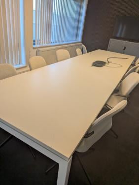 Vergadertafel, grote tafel, grote werktafel incl 10 stoelen