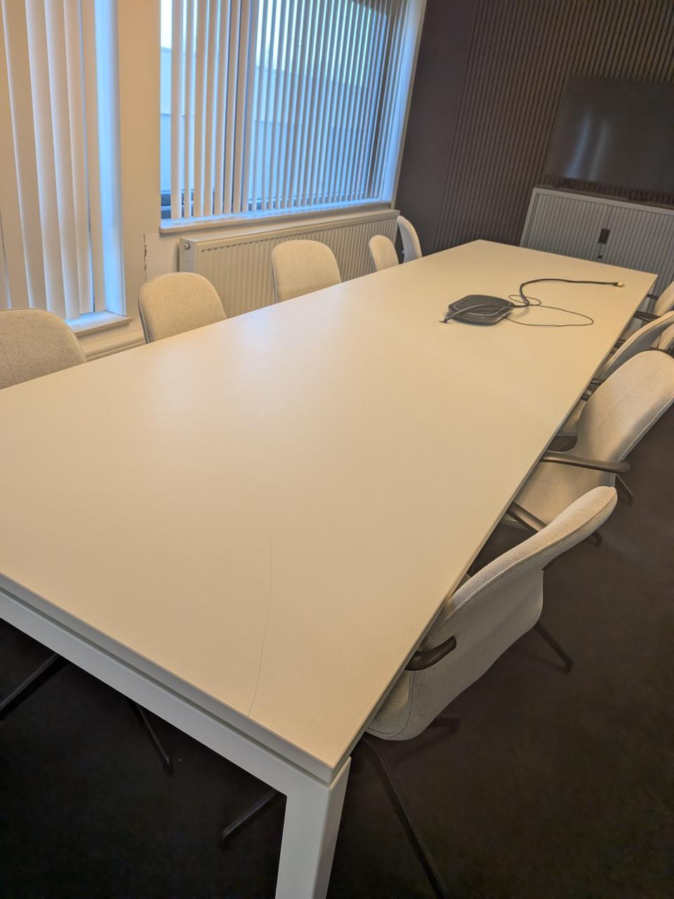 Vergadertafel, grote tafel, grote werktafel incl 10 stoelen