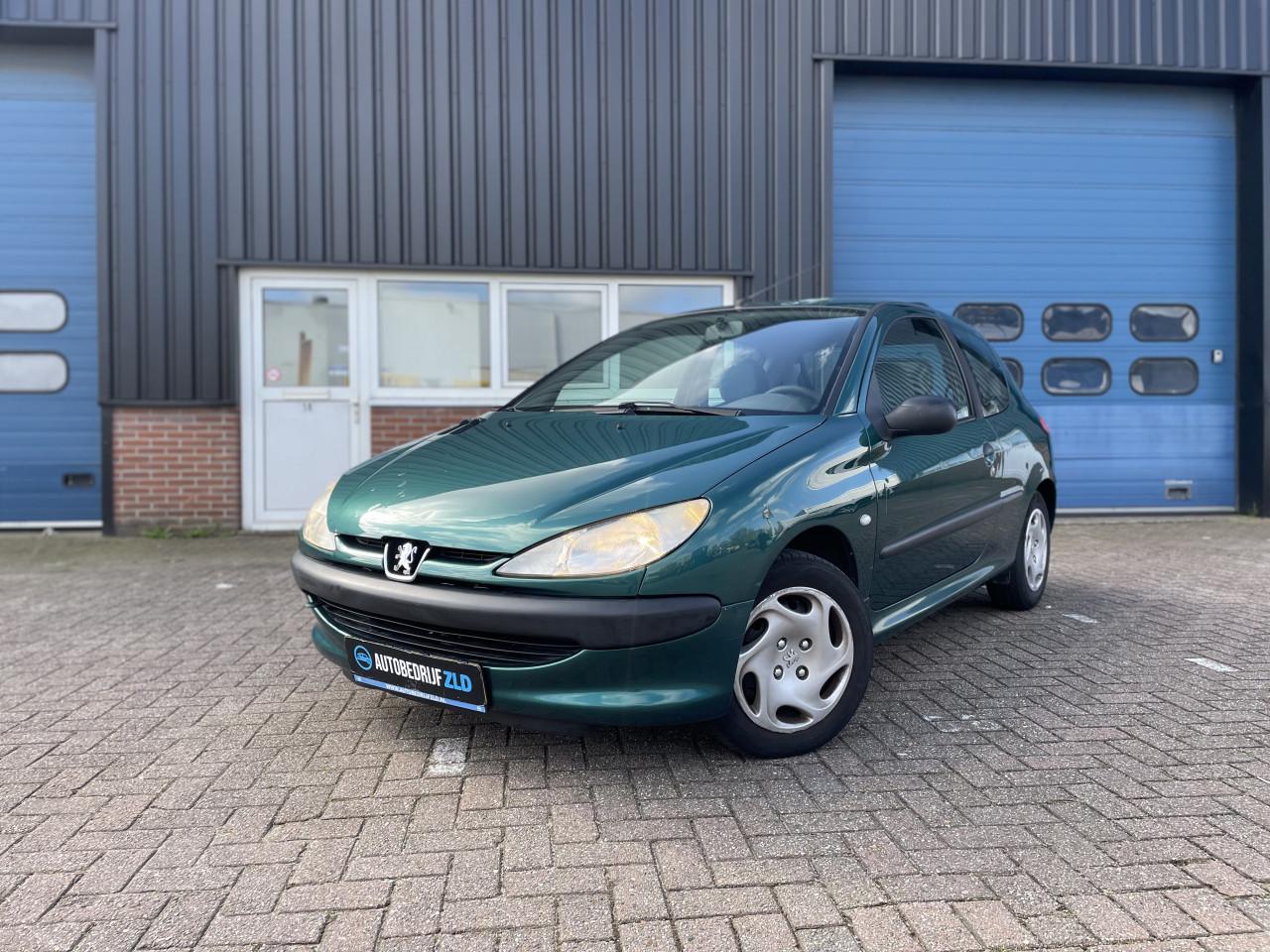 Peugeot 206 1.1 XR/NAP/APK/BLUETOOTH