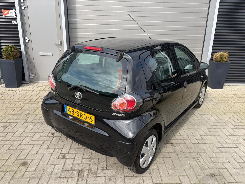 Toyota Aygo 1.0-12v now/nap/apk/airco/
