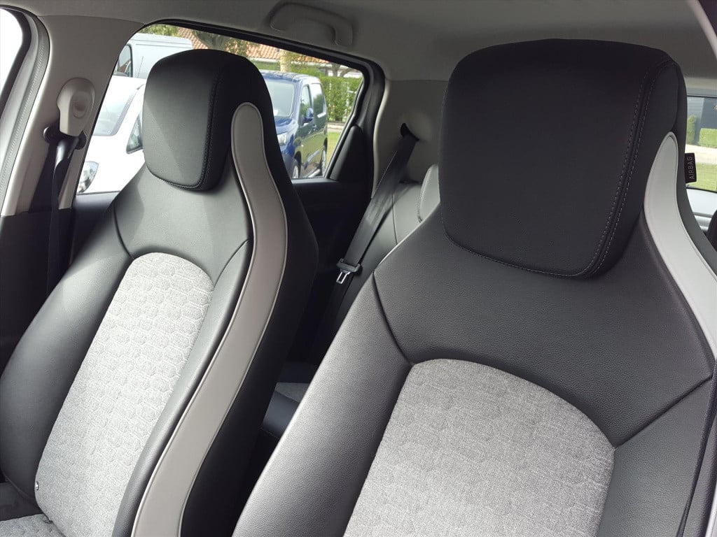 Renault Zoe 135pk intens (batterijkoop) 52kwh 3-fase navigatie | achteruitr