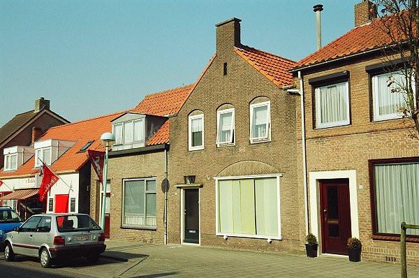 Te huur: mooi woonhuis incl. tuin, Bredestraat 15 Oostburg