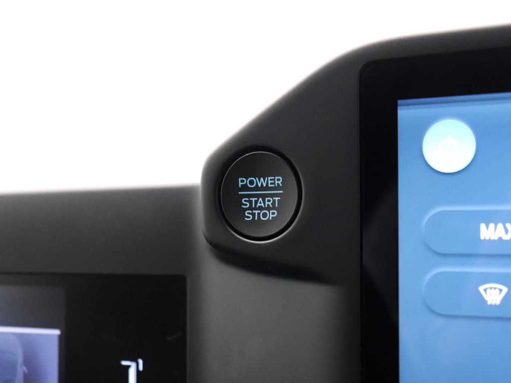 Ford Transit Custom 300 2.0 tdci l2h1 trend 136 pk | apple carplay /android