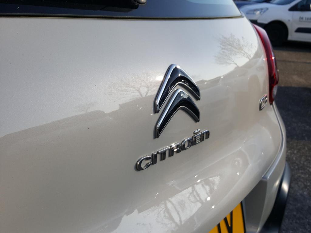 Citroen C3 1.2 83pk s&s feel navigatie via apple carplay & android auto | c