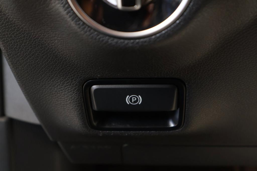Mercedes-Benz Gla-klasse 250 premium plus, panodak, trekhaak, carplay, stoe
