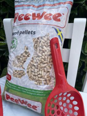 NIEUWE PEEWEE Korrels ongeopend en bijbehorende Schep