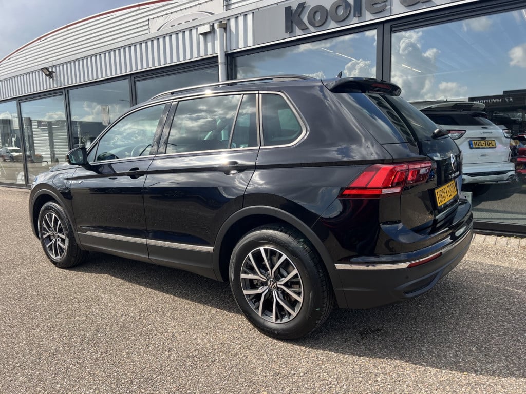 Volkswagen Tiguan 1.4 tsi ehybrid life edition 245pk | achteruitrijcamera |