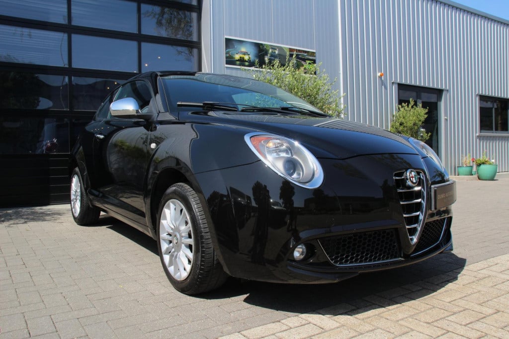 Alfa Romeo MiTo 1.4 turismo etna nero - airco - lichtmetaal - topstaat