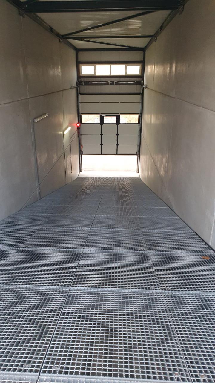 Bedrijfsruimte / garagebox 21m2 te huur in Goes