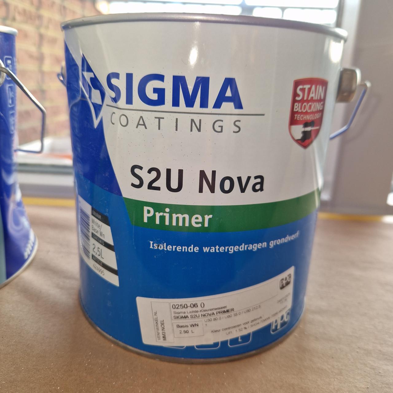 Sigma primer & grondverf. 2 x 2 1/2 liter. Grijs.