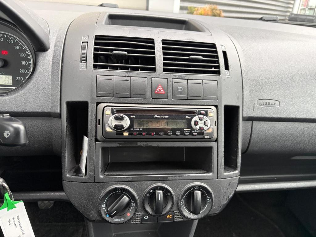 Volkswagen Polo 1.4-16v optive/hele nette auto/airco/3e eigenaar/