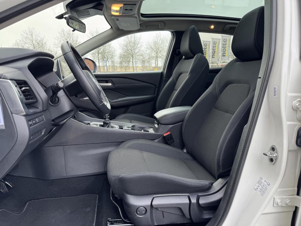 Nissan Qashqai 1.3 mhev acenta design pack