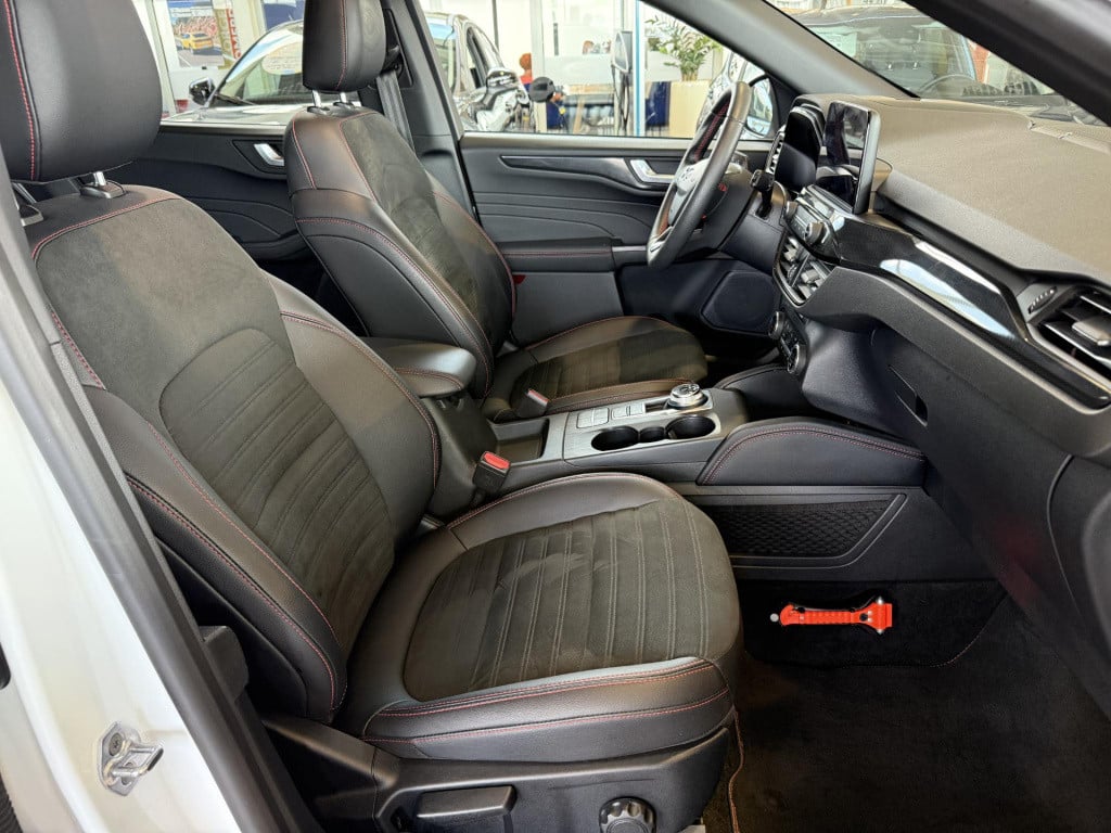 Ford Kuga 2.5 phev st-line x 18'' | elektrische trekhaak | hud | acc | pano