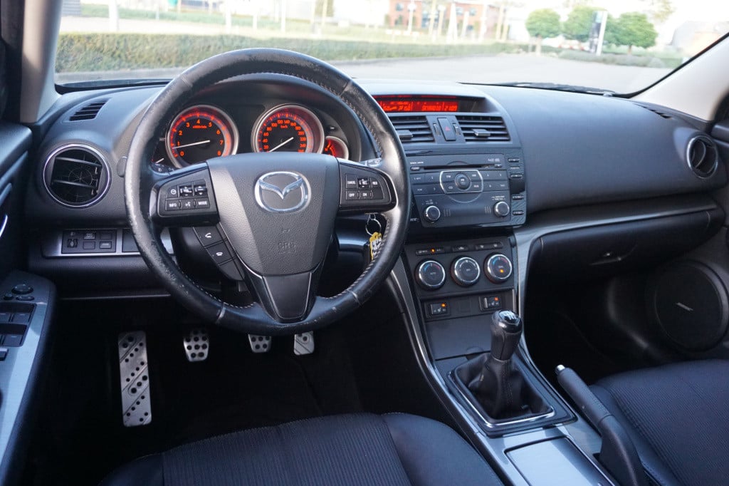 Mazda 6 sportbreak 2.0 ts airco / stoelverw. / cruise / bose / elektr. rame