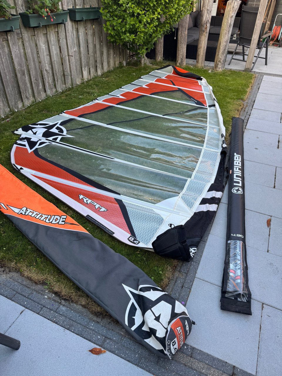 Surfplank compleet met 3 zeilen