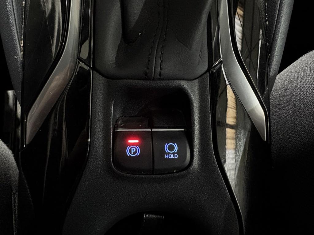 Toyota Corolla Touring Sports 2.0 hybrid first ed.