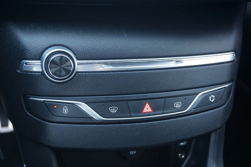 Peugeot 308 1.2 puretech gt-line automaat climate / navi / cruise / elektr.