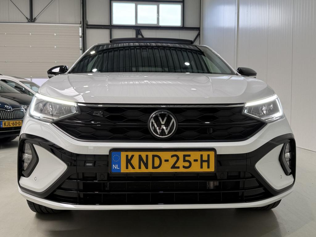 Volkswagen Taigo 1.0tsi 110pk dsg r-line | pano dak