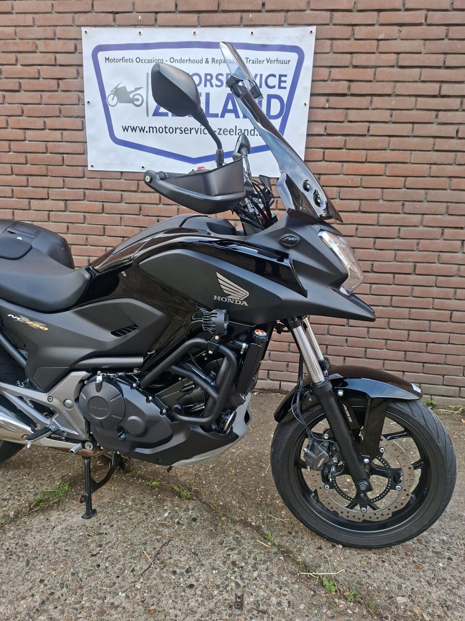 Honda NC 750X ABS (Bomvol opties)