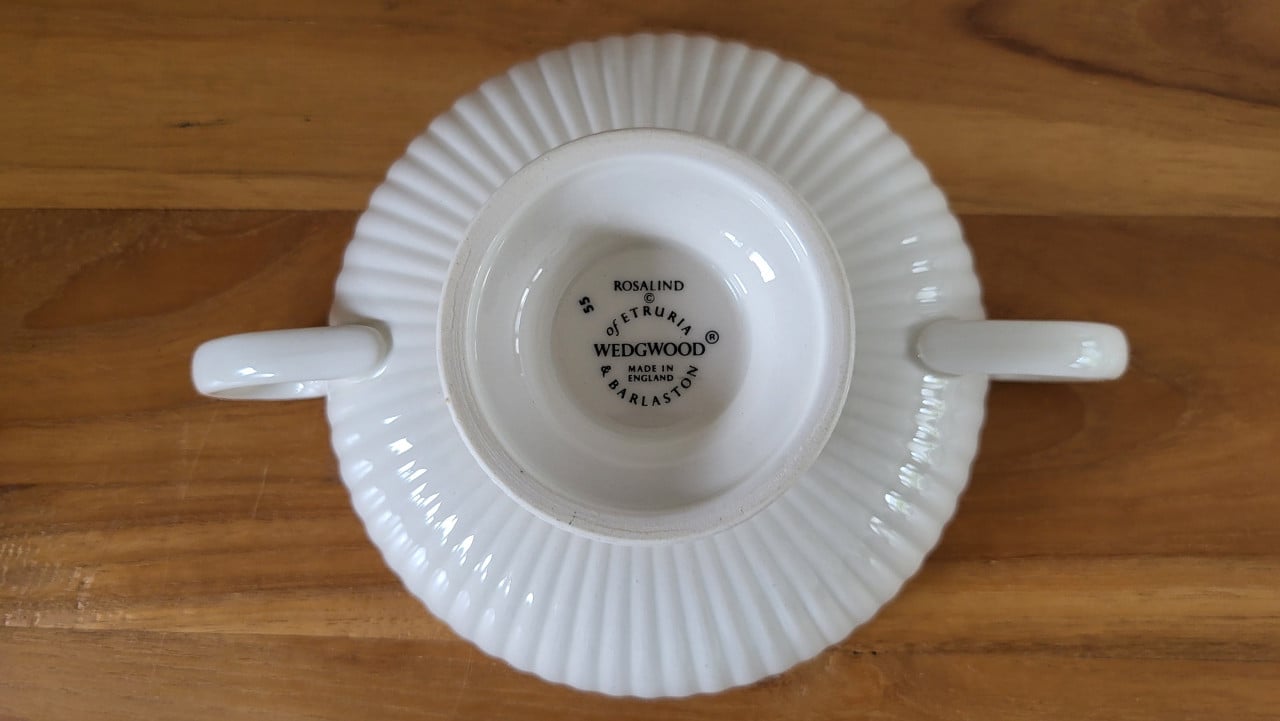 Wedgwood Rosalind soepkop met schotel
