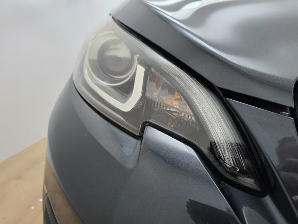 Peugeot 108 occasion 1.0 e-vti active met airco en antracietgrijs qua kleur