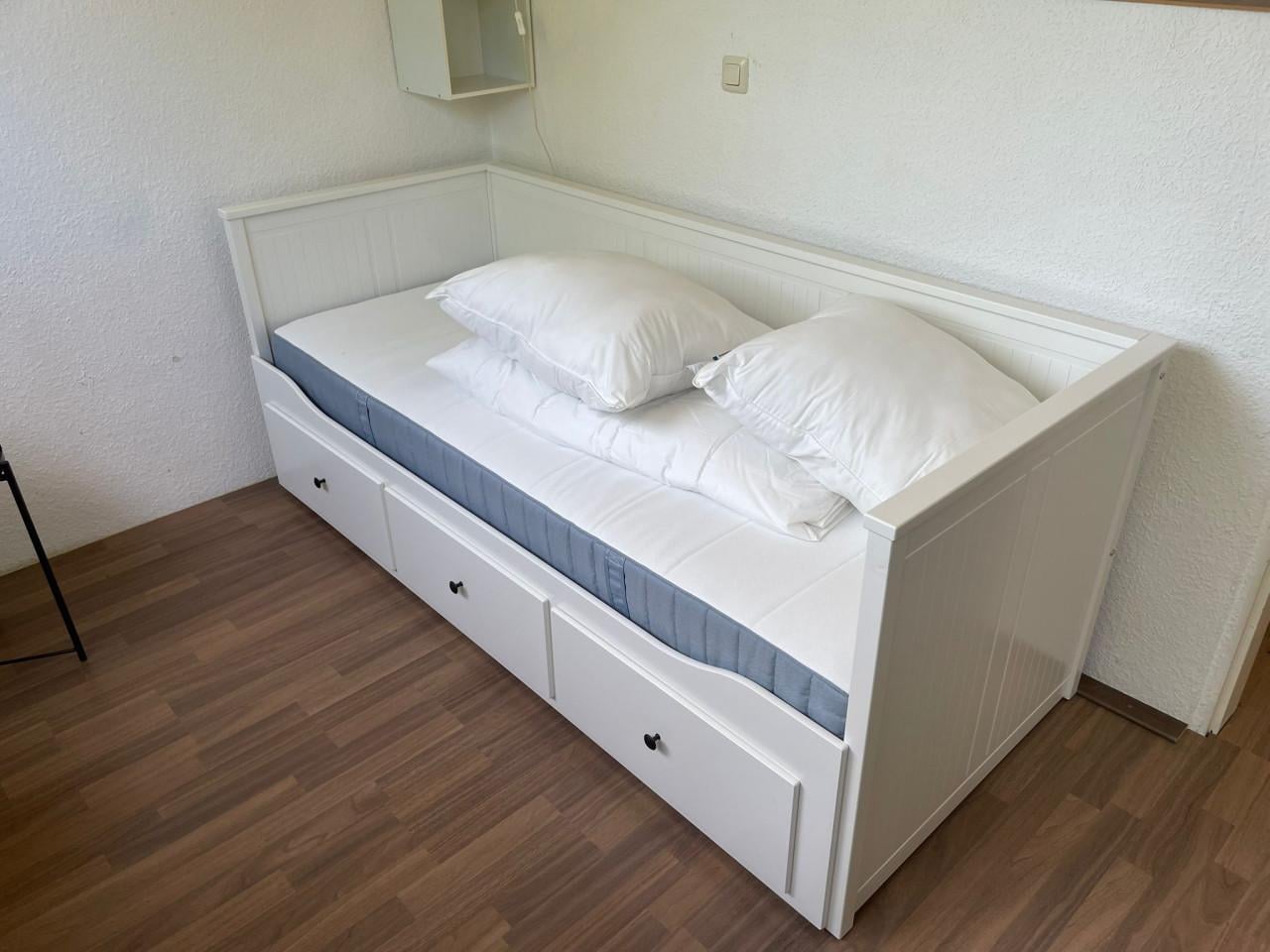 Ikea Bed met onderbed en lades
