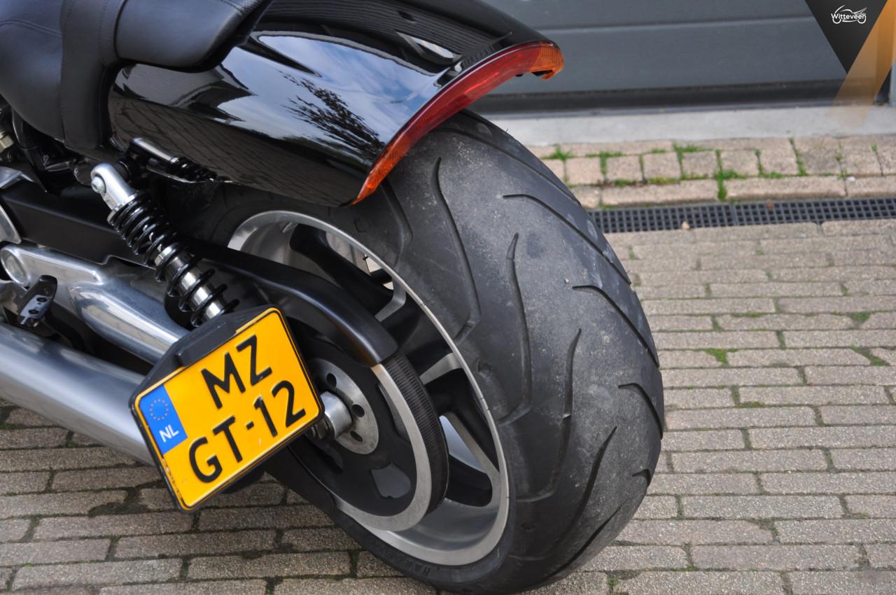 Harley Davidson VRSCF V-ROD MUSCLE 5HD 10800 kilometers!