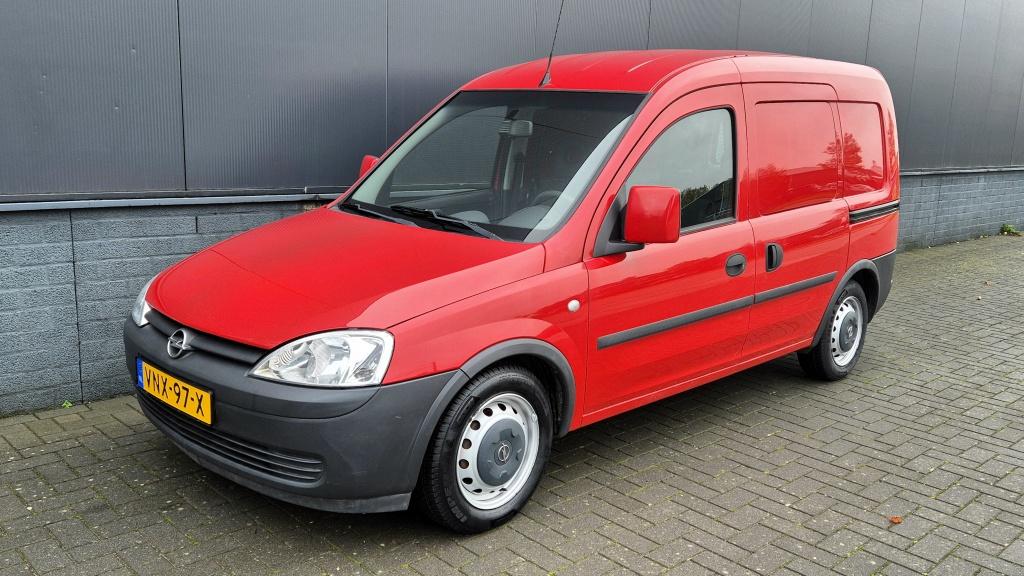 Opel Combo 1.4-16v comfort 1.4-16v | 2x zijschuifdeur | achterklep | trekha