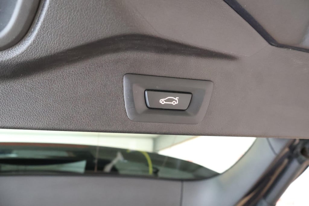 BMW X5 xdrive45e high executive nl auto, memory, luchtvering, carplay & and