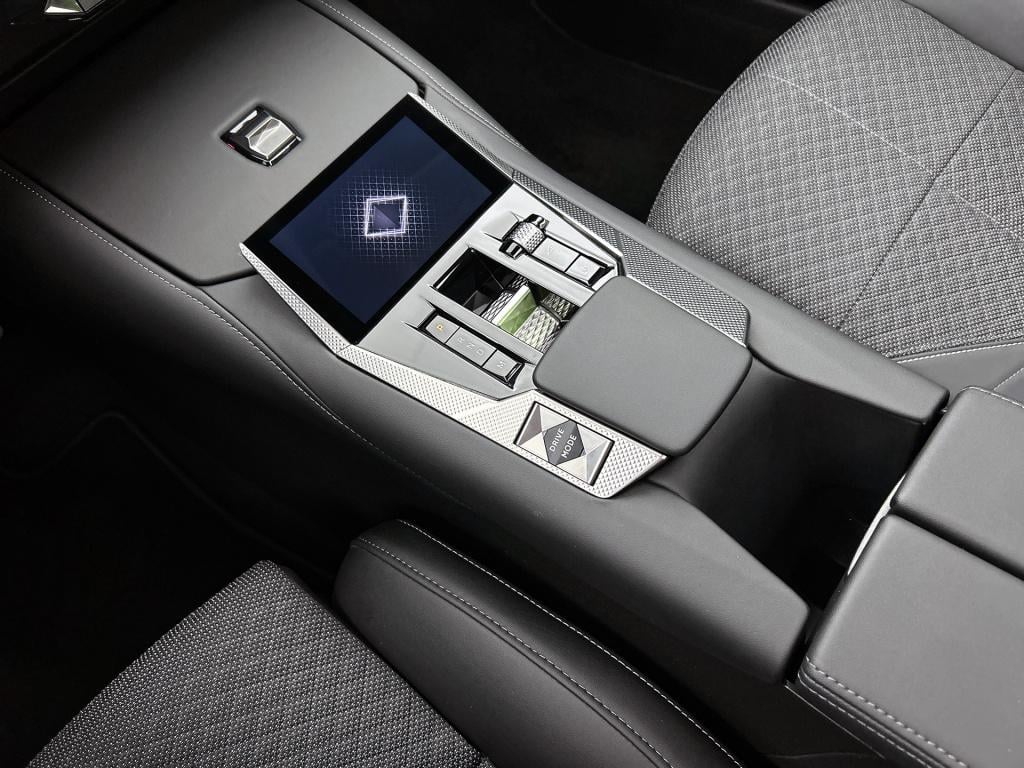 Ds Ds 4 1.2 hybrid 136 pallas | panoramadak | elektrische stoelen met geheu