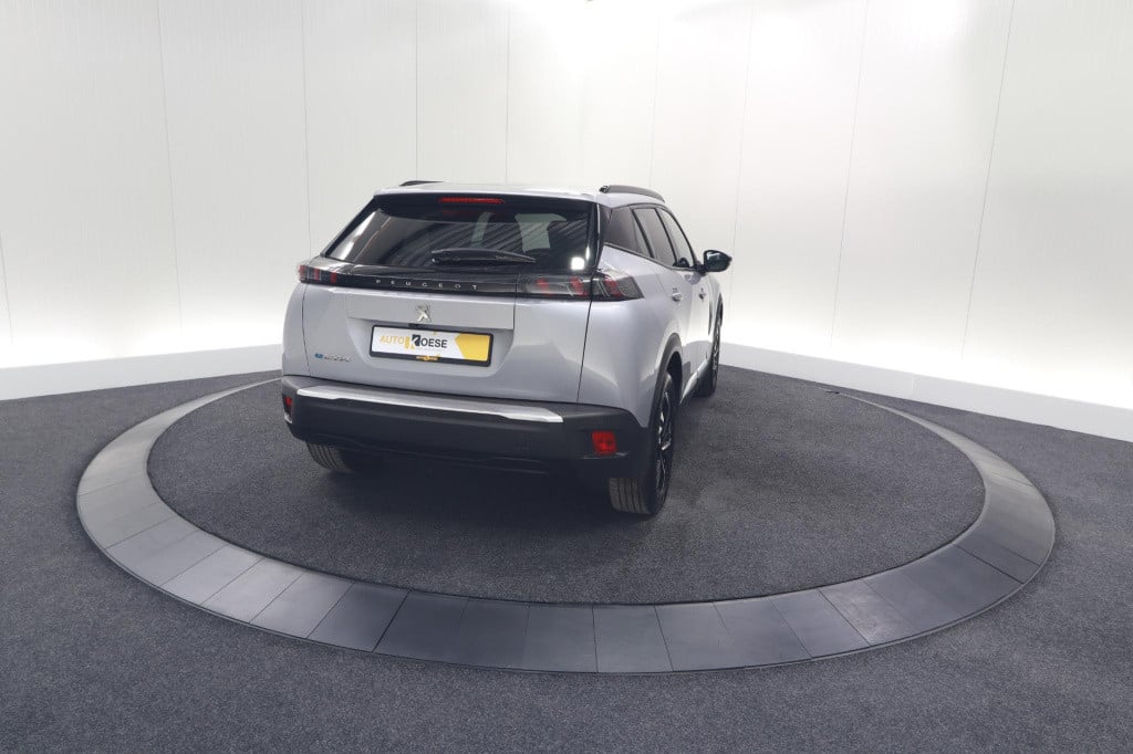Peugeot E-2008 ev allure pack 50 kwh | 3 fase laadfunctie | camera | naviga