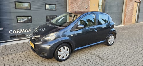 Zuinige TOYOTA AYGO Comfort 5drs NL AUTO / NAP / 78.111 km !!