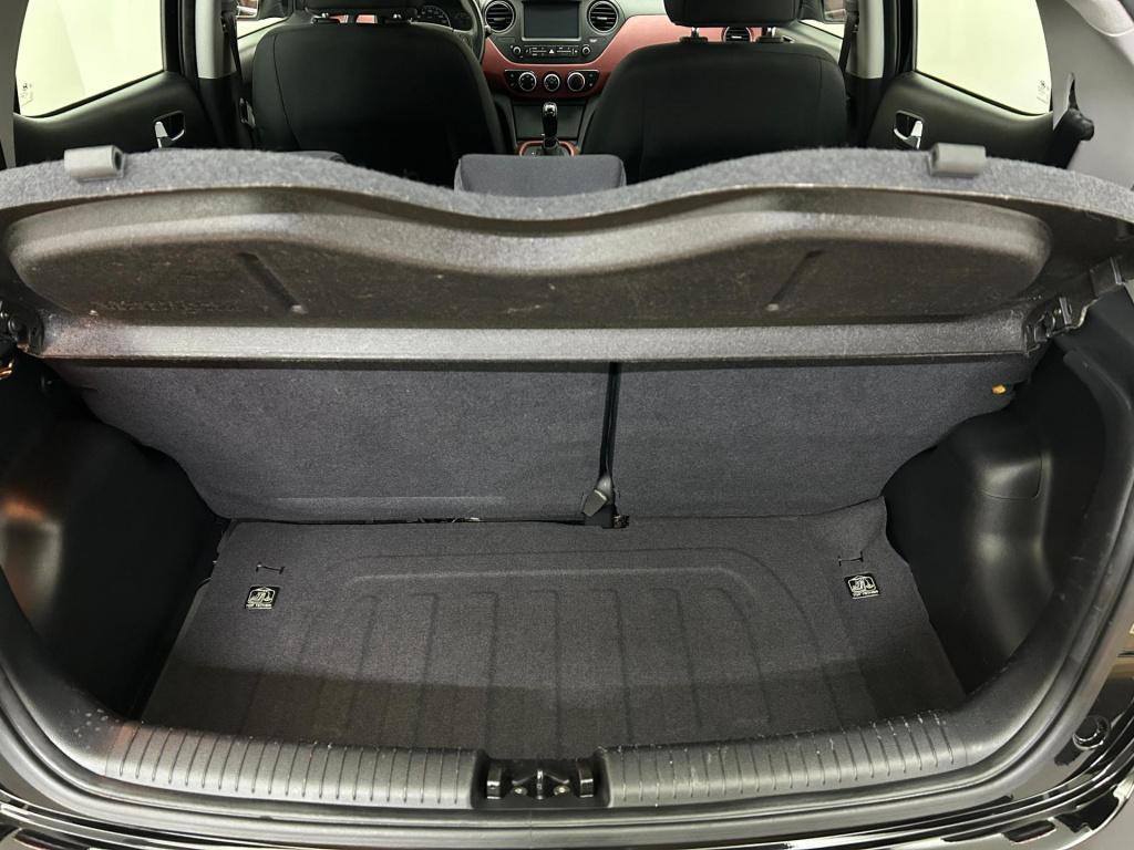 Hyundai I 10 occasion 1.2i | zwart | tweedehands hyundai i10 | airco | stoe