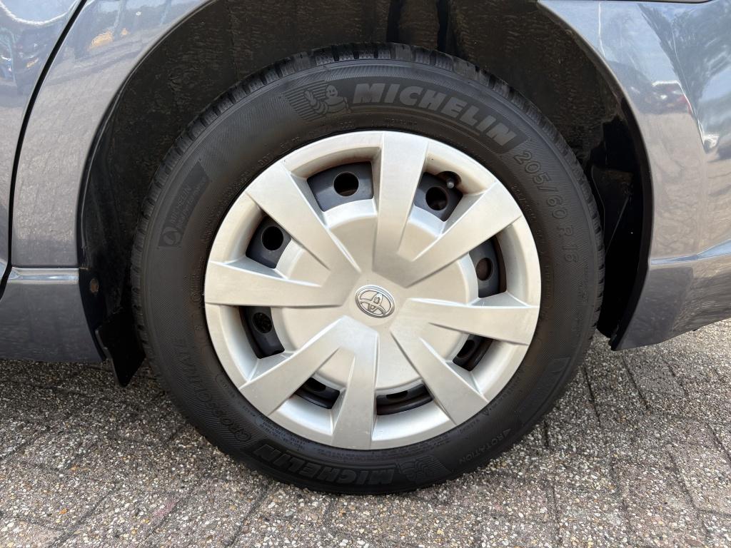 Toyota Avensis 1.8 vvti comfort