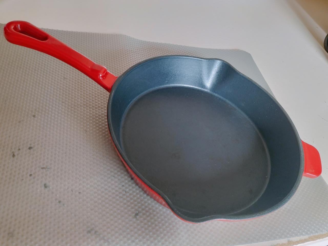 Gietijzeren pan.