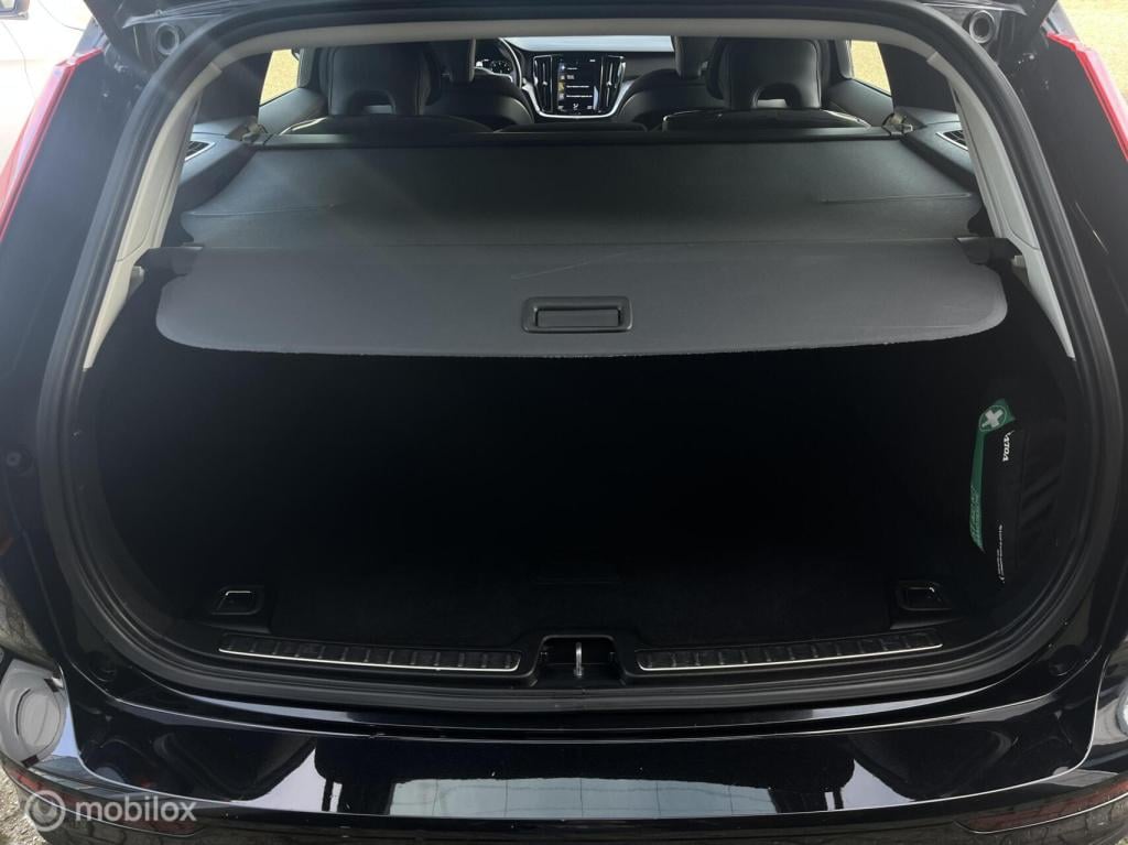 Volvo V60 2.0 b3 momentum advantage | 1e eig. | dealeronderhouden