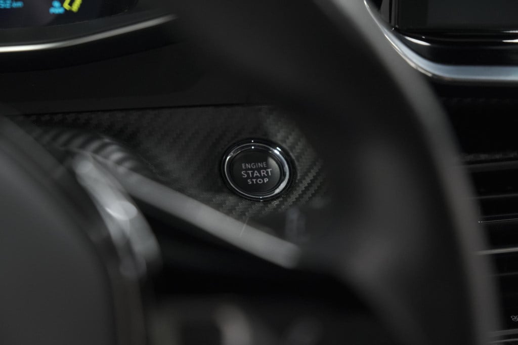 Peugeot E-2008 ev gt pack 50 kwh | schuif-/kanteldak | adaptieve cruise con