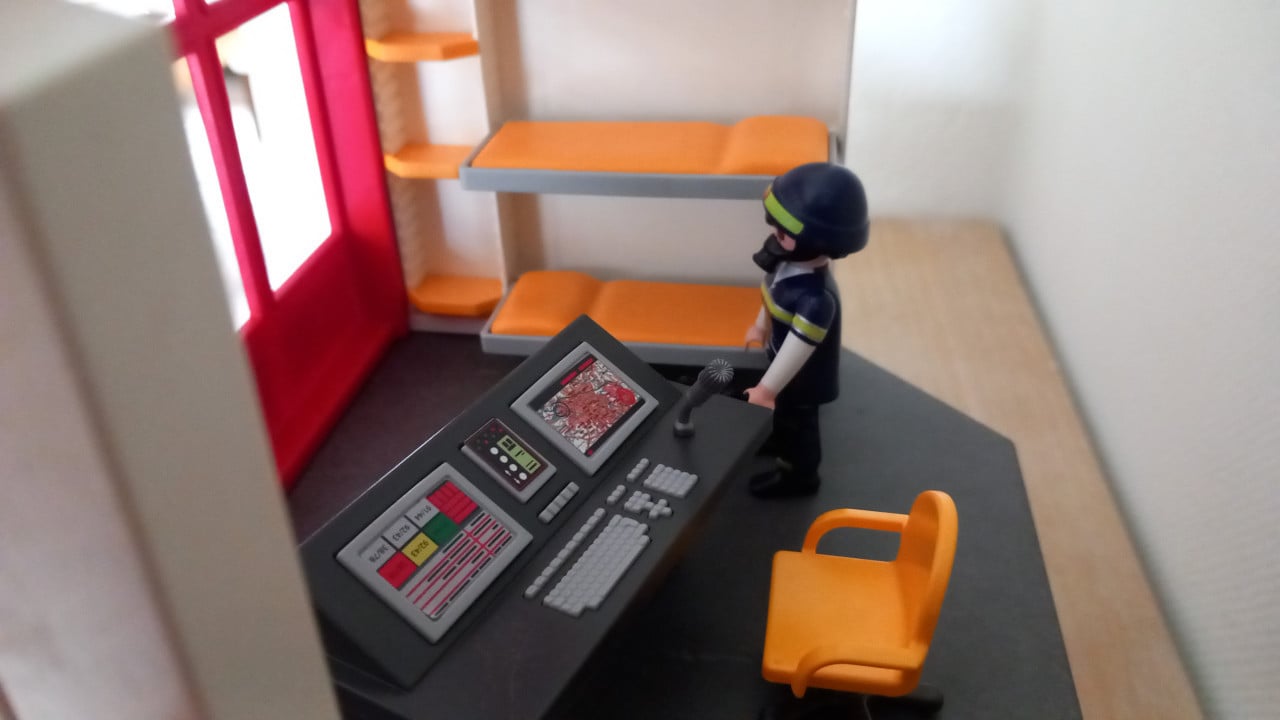 Playmobil brandweerkazerne met auto's en uitbreiding