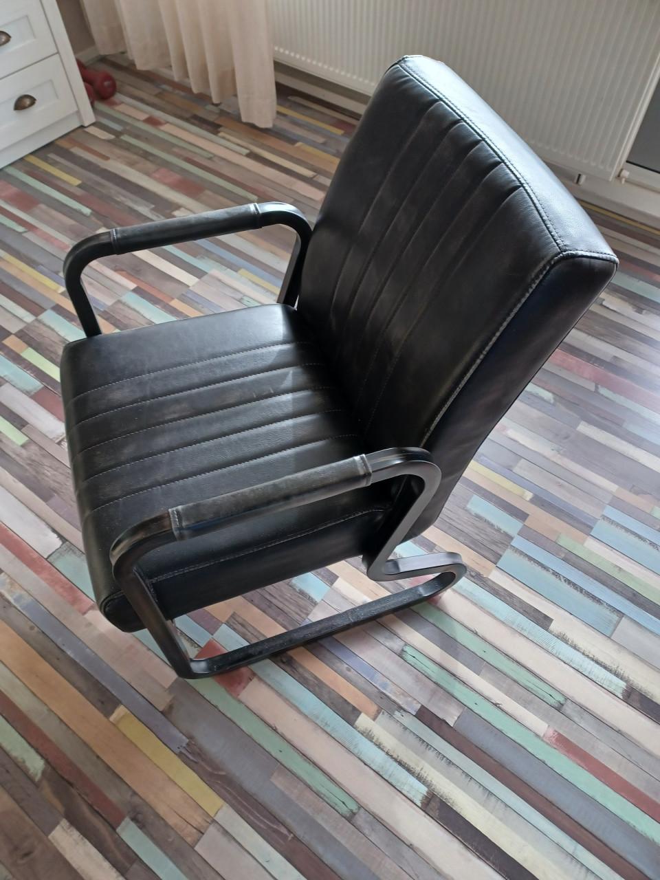 T.k.a. Leren Feauteuil Industrieel