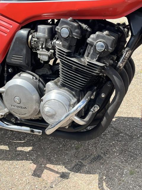 Klassieker  Honda 900 F    ook wel  Bol d'or   1979   slechts 50000KM