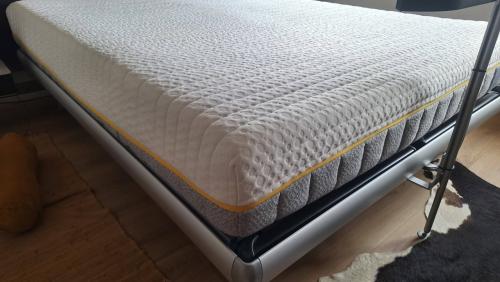 Matras Bright