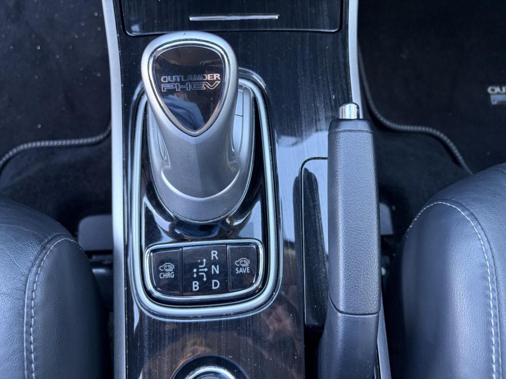 Mitsubishi Outlander 2.0 phev instyle