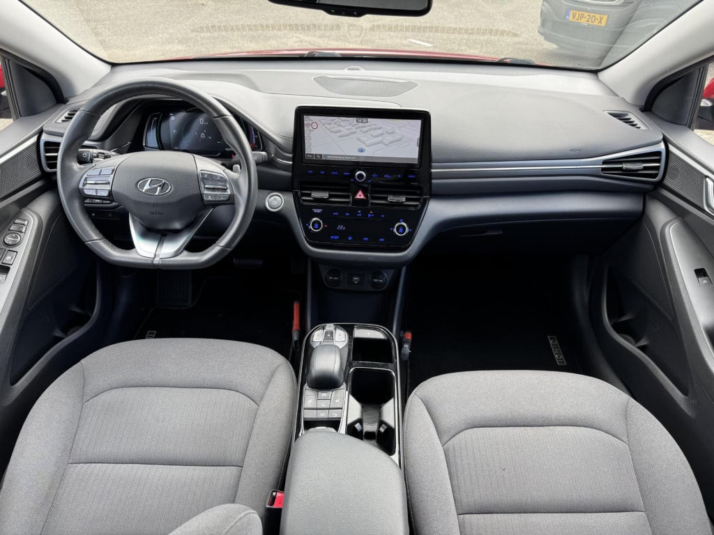 Hyundai Ioniq comfort ev 38 kwh | navigatie | camera | adapt. cruise contro