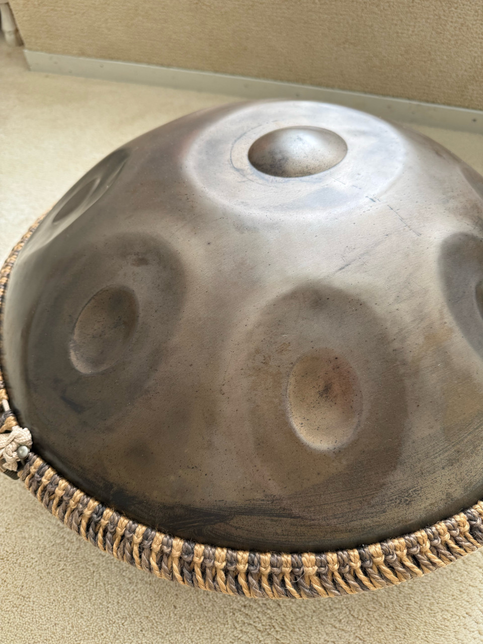 Handpan D-kurd van Handpan Studio incl tas + koord