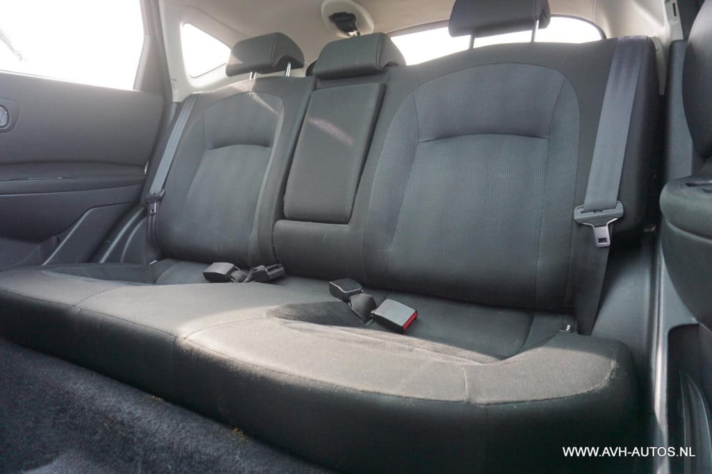Nissan Qashqai 2.0 connect edition, lpg!!